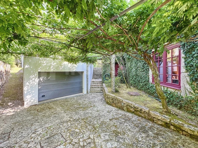 Moradia T6 para Venda em Venade e Azevedo Foto 55