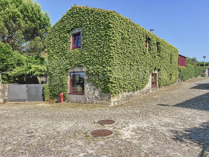 Moradia T6 para Venda em Venade e Azevedo Foto 58