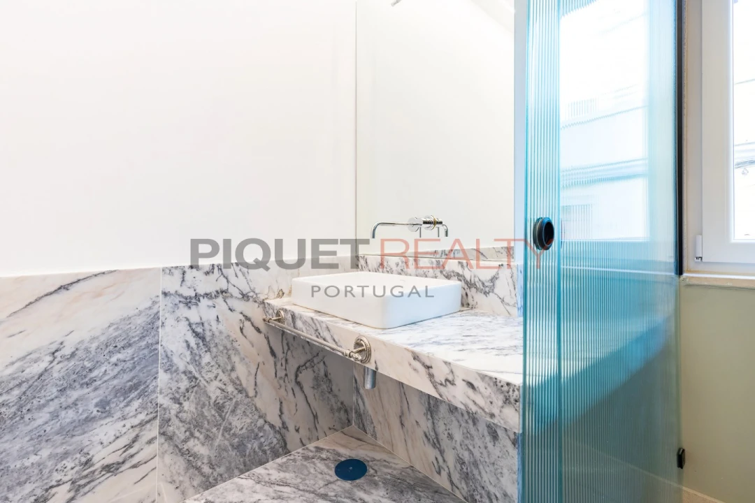 Apartamento T1 para Venda em Misericórdia Foto 17