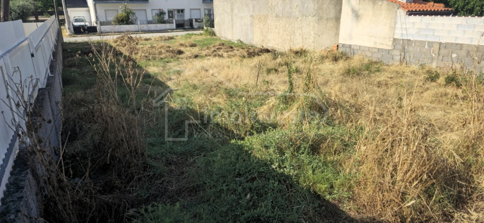 Terreno para Venda em Alcains Foto 2