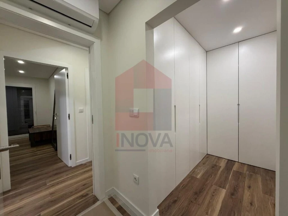 Moradia T3 para Venda em Espinho Foto 12