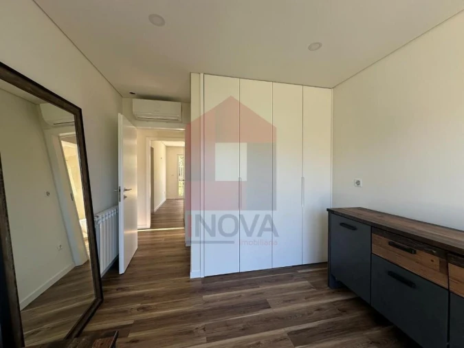 Moradia T3 para Venda em Espinho Foto 19