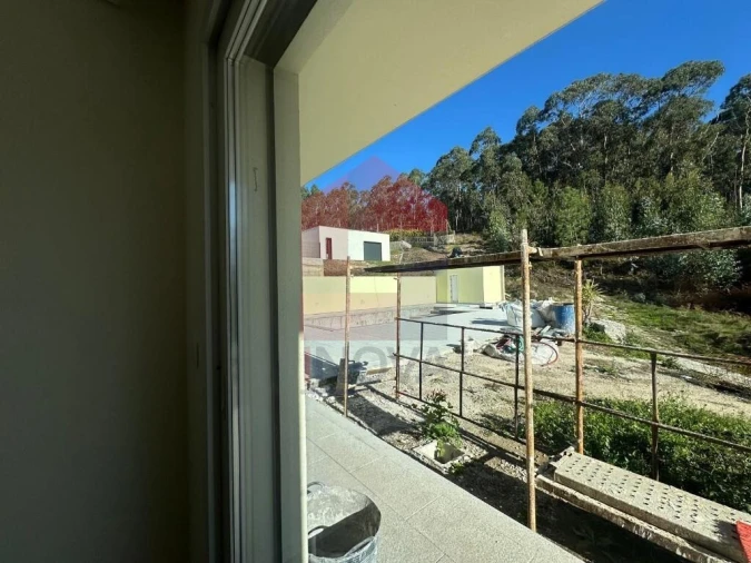 Moradia T3 para Venda em Espinho Foto 9