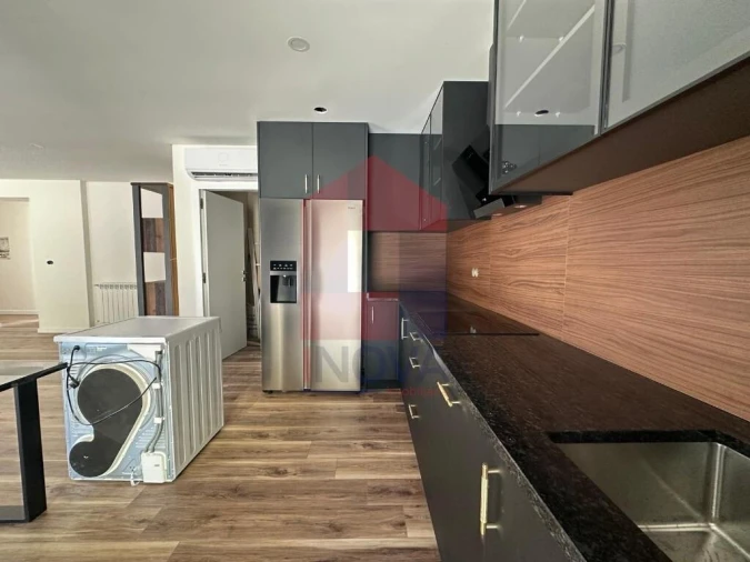 Moradia T3 para Venda em Espinho Foto 5