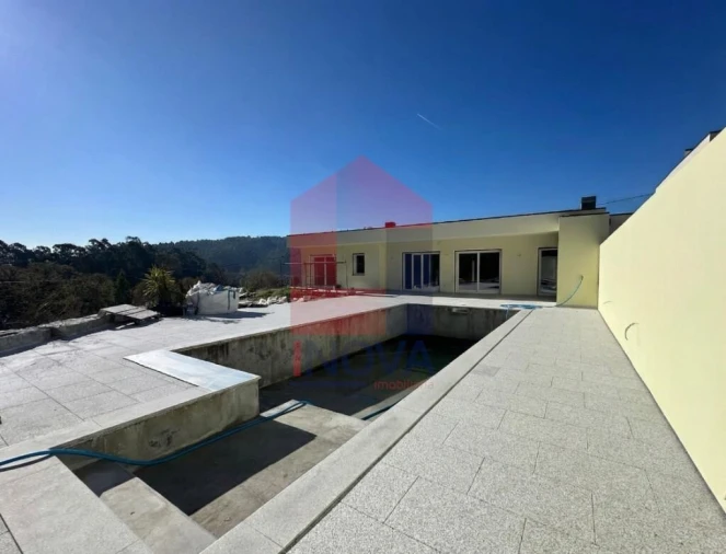 Moradia T3 para Venda em Espinho Foto 21