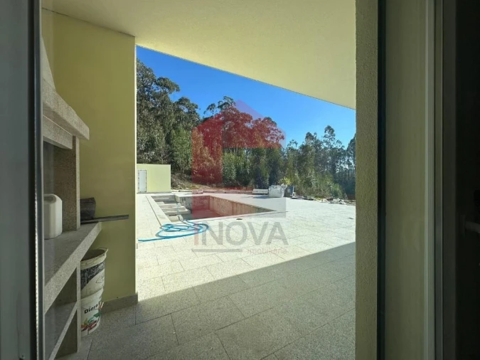 Moradia T3 para Venda em Espinho Foto 8