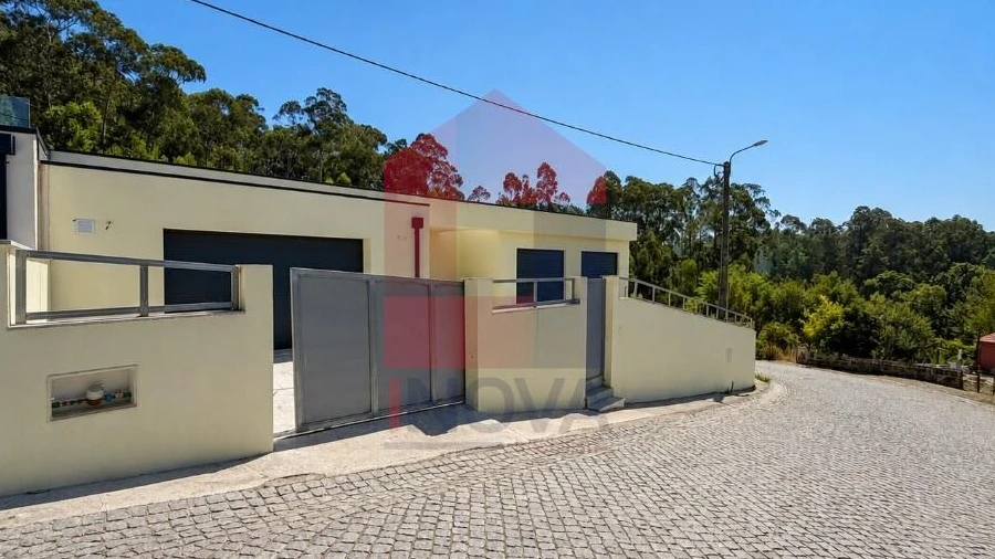 Moradia T3 para Venda em Espinho