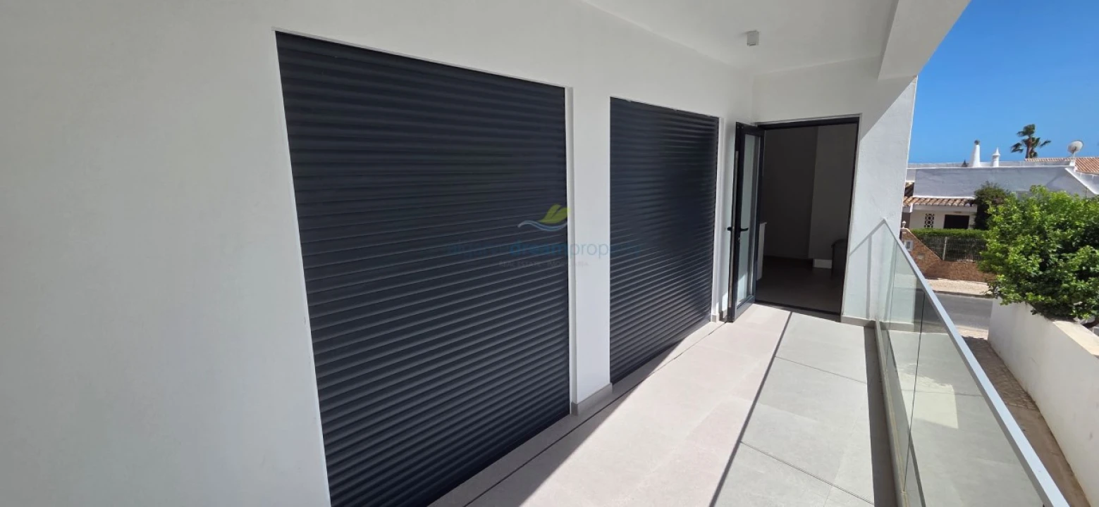 Apartamento T3 para Venda em Albufeira e Olhos de Água Foto 14