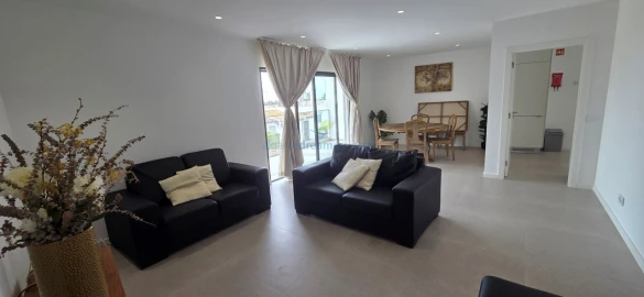 Apartamento T3 para Venda em Albufeira e Olhos de Água