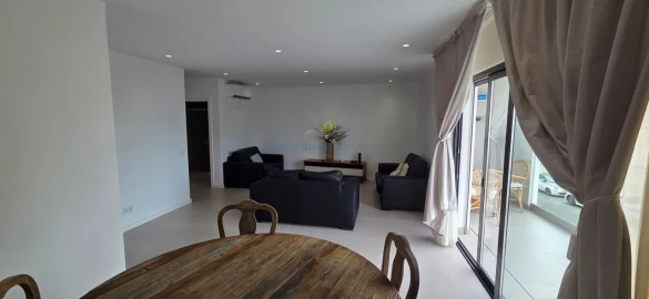 Apartamento T3 para Venda em Albufeira e Olhos de Água