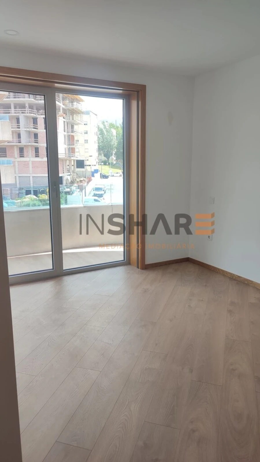 Apartamento T3 para Arrendamento em Real, Dume e Semelhe Foto 16