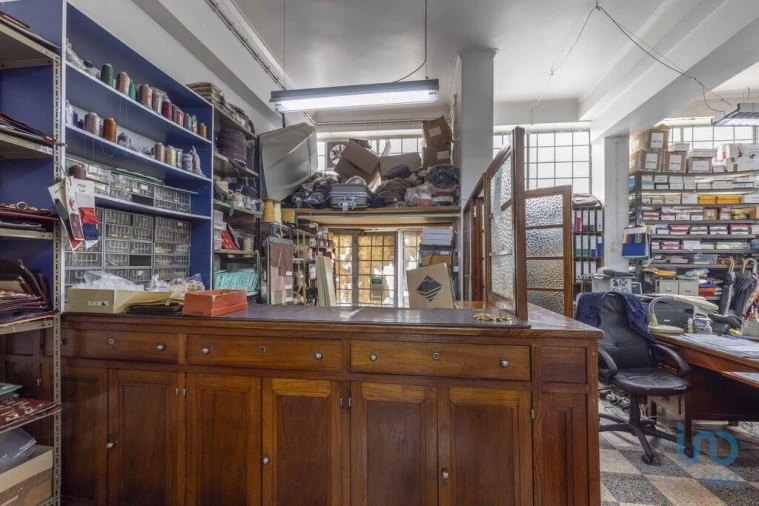 Loja para Venda em Arroios Foto 4