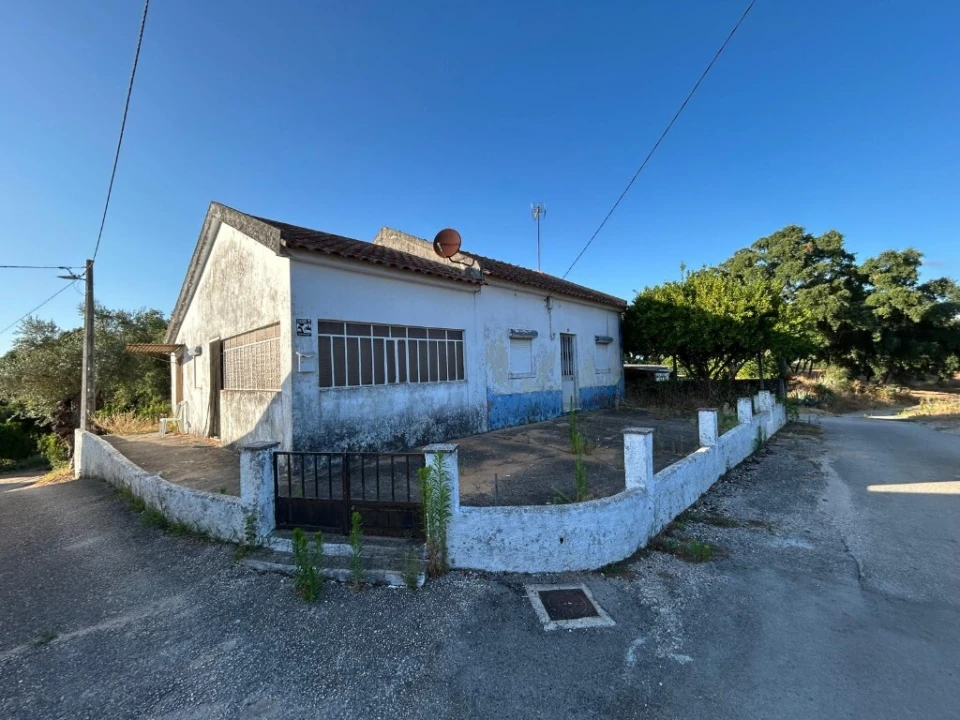 Moradia T2 para Venda em Madalena e Beselga Foto 3