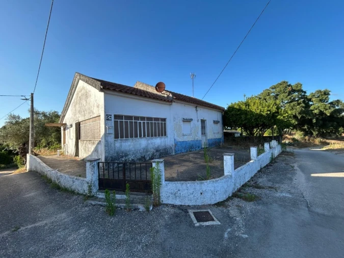 Moradia T2 para Venda em Madalena e Beselga Foto 3