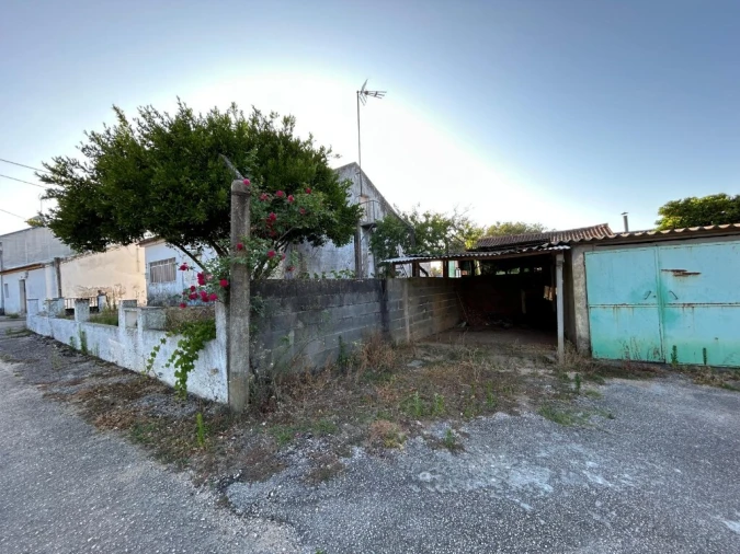 Moradia T2 para Venda em Madalena e Beselga Foto 4