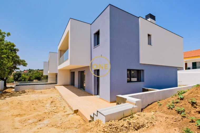 Moradia T4 para Venda em Alcabideche Foto 5