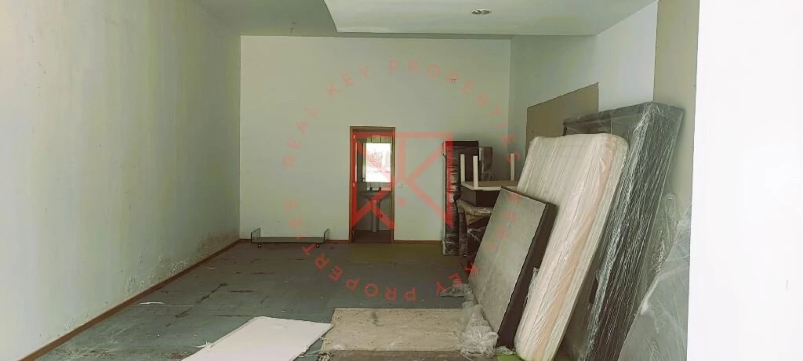 Loja para Arrendamento em Cidade da Maia Foto 16