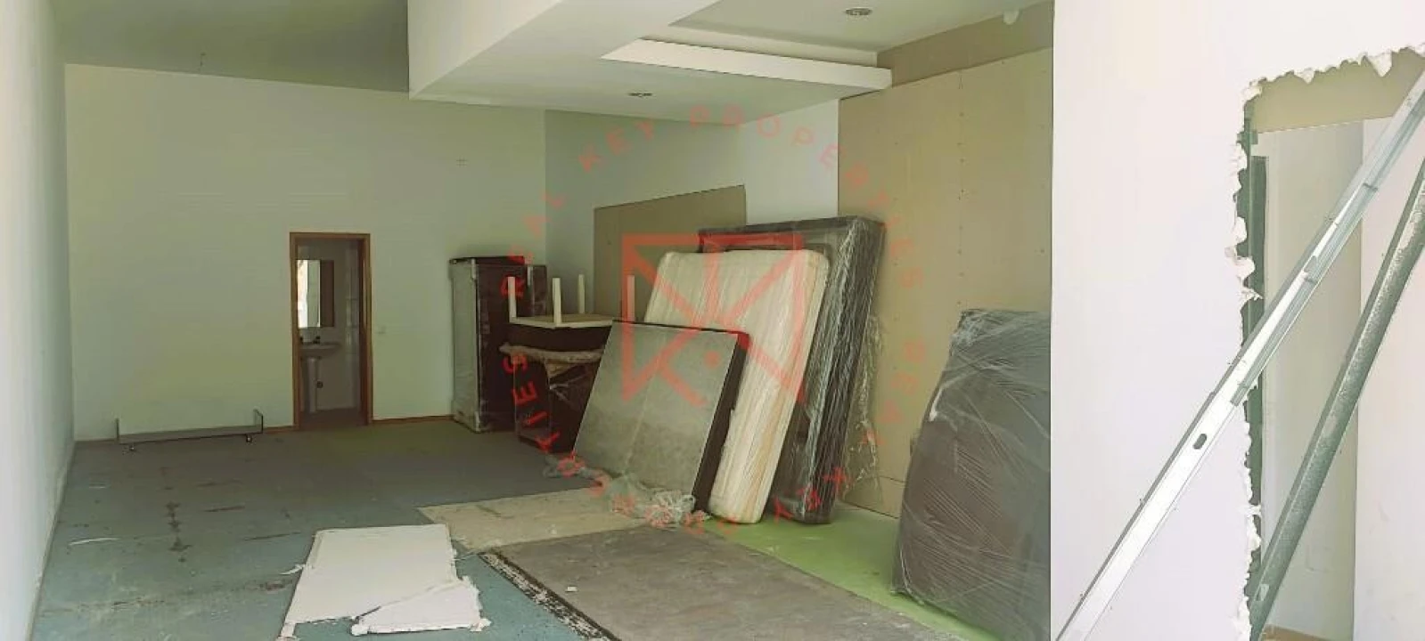 Loja para Arrendamento em Cidade da Maia Foto 15