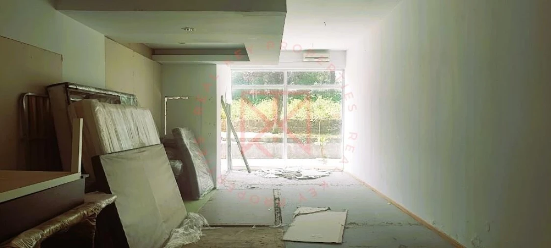 Loja para Arrendamento em Cidade da Maia Foto 14