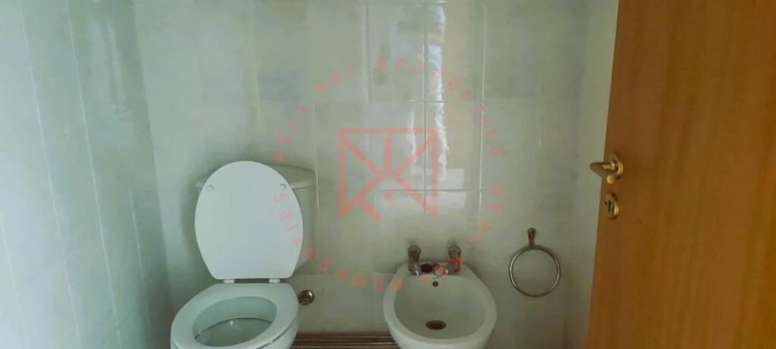 Loja para Venda em Cidade da Maia Foto 9