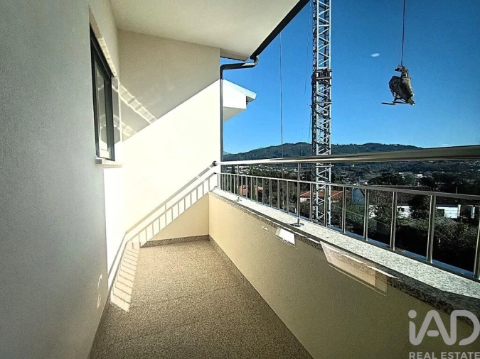 Moradia T3 para Venda em Vale Foto 17