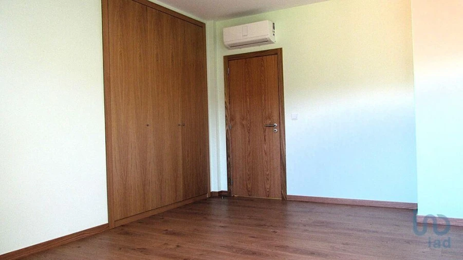 Moradia T3 para Venda em Vale Foto 9