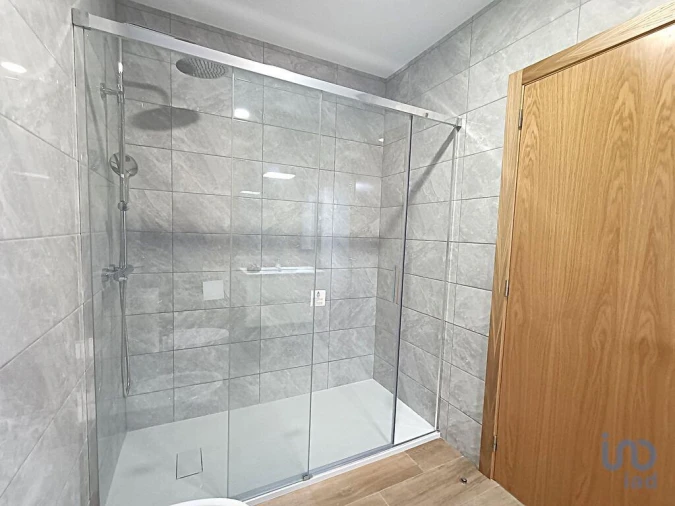 Moradia T3 para Venda em Vale Foto 11