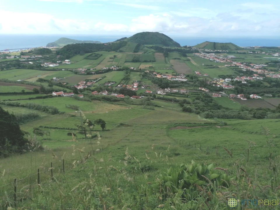 Terreno para Venda em Flamengos Foto 1
