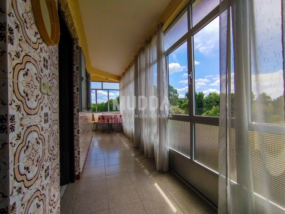 Moradia T4 para Venda em Aguas Frias Foto 11