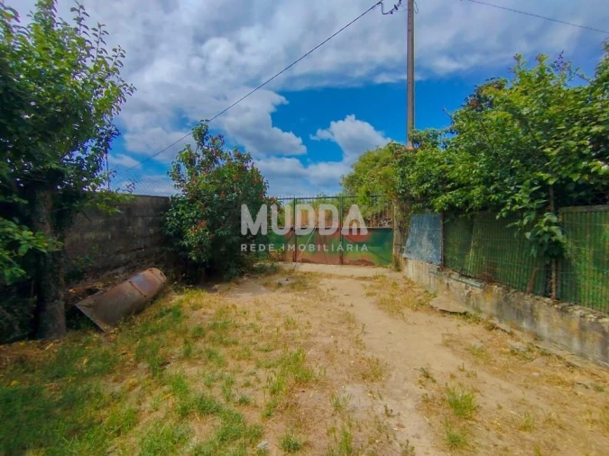 Moradia T4 para Venda em Aguas Frias Foto 6