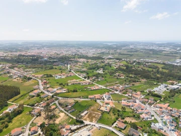 Moradia T4 para Venda em Caldas da Rainha - Santo Onofre e Serra do Bouro