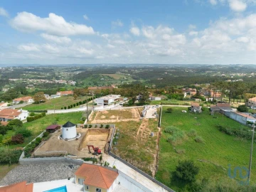 Moradia T4 para Venda em Caldas da Rainha - Santo Onofre e Serra do Bouro