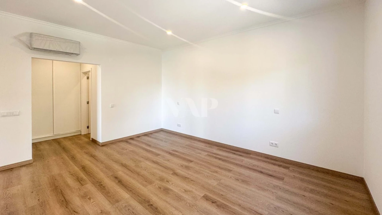 Moradia T5 para Venda em São Brás de Alportel Foto 27