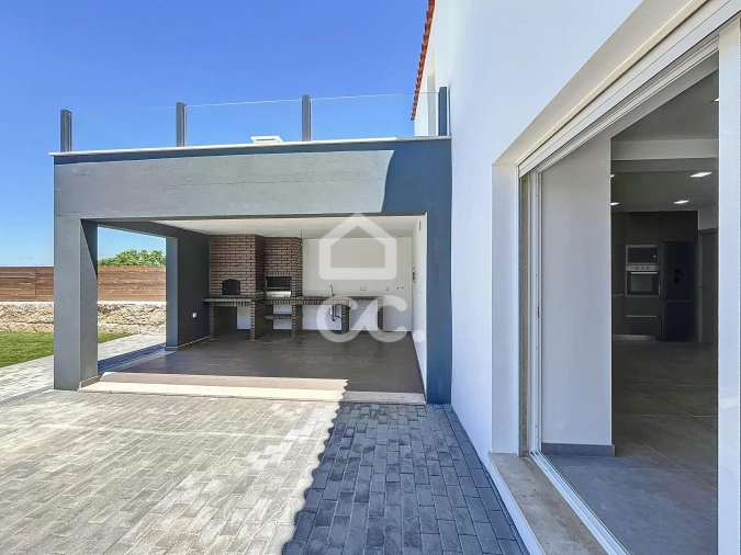 Moradia T3 para Venda em Caldas da Rainha - Santo Onofre e Serra do Bouro Foto 3
