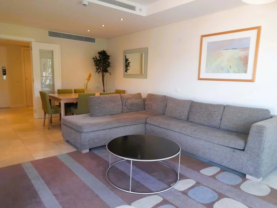 Apartamento T2 para Venda em Quarteira Foto 9