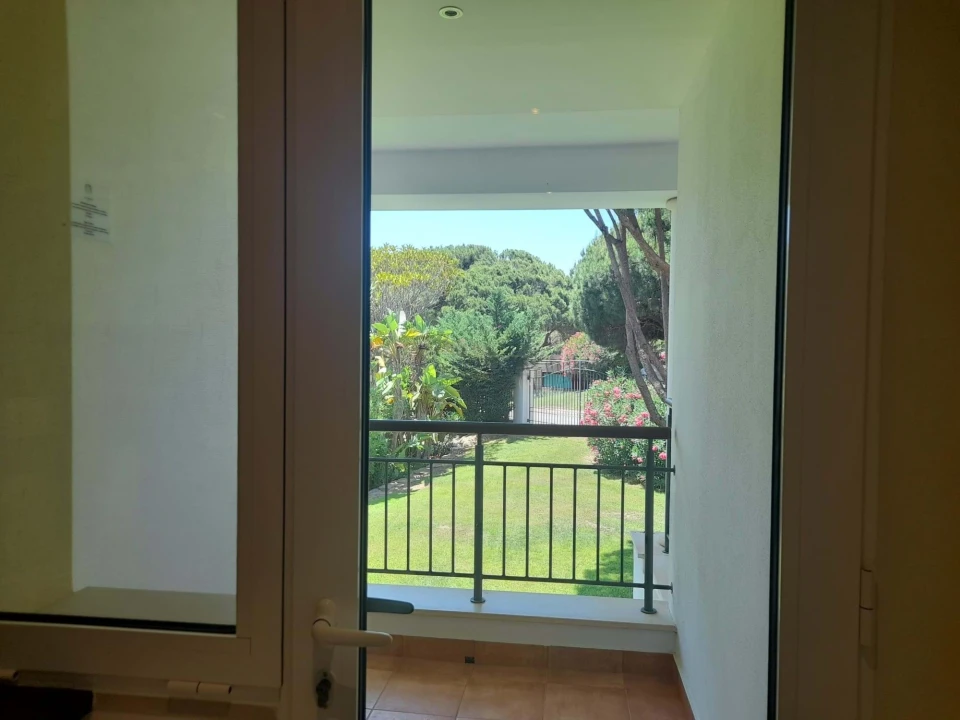 Apartamento T2 para Venda em Quarteira Foto 6