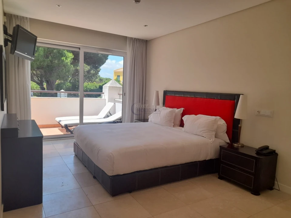 Apartamento T2 para Venda em Quarteira Foto 13