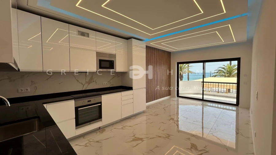 Apartamento T3 para Venda em Quarteira Foto 3