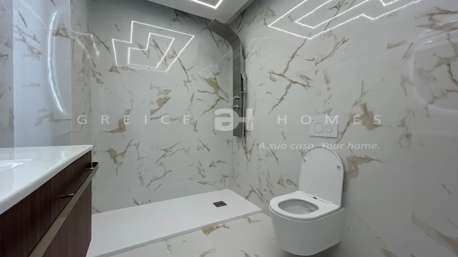 Apartamento T3 para Venda em Quarteira Foto 9