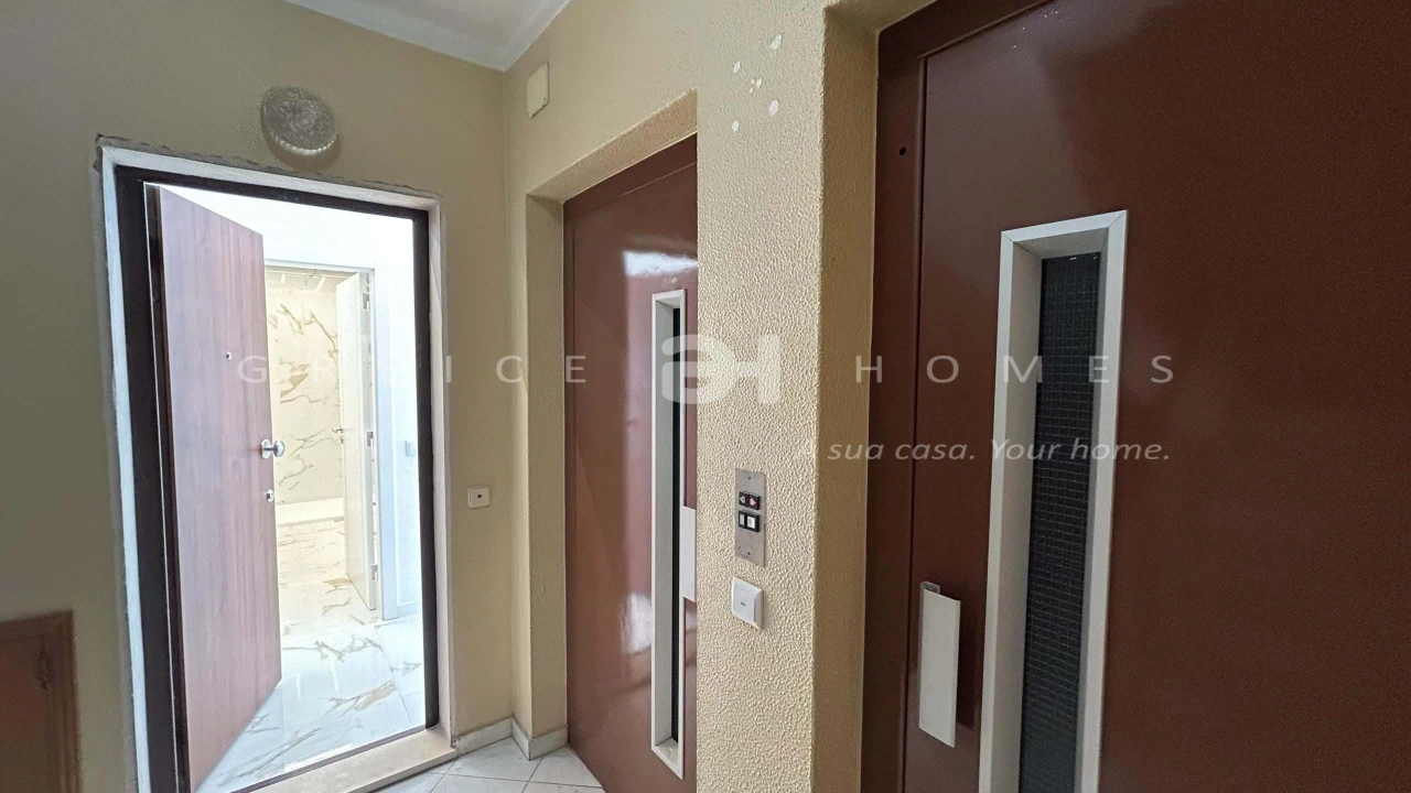 Apartamento T3 para Venda em Quarteira Foto 19