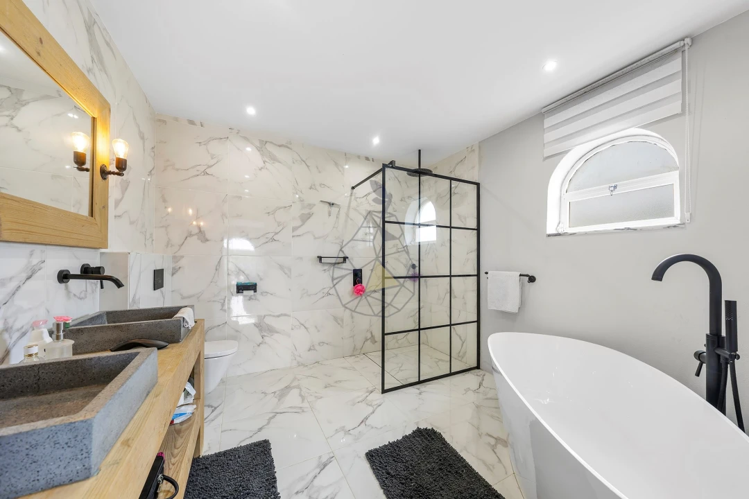 Moradia T3 para Venda em São Marcos da Serra Foto 21