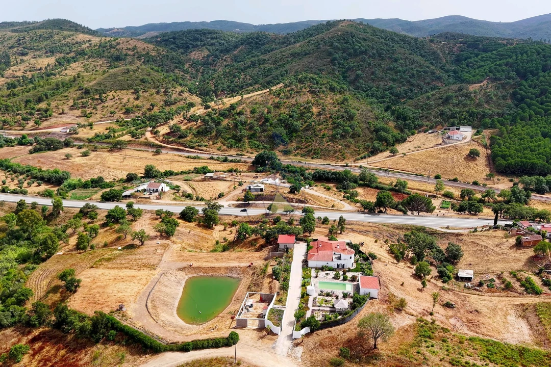 Moradia T3 para Venda em São Marcos da Serra Foto 68