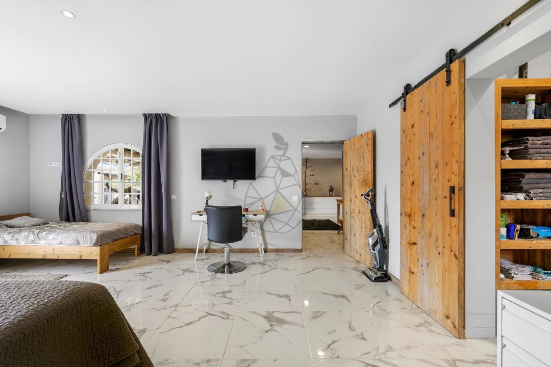 Moradia T3 para Venda em São Marcos da Serra Foto 24