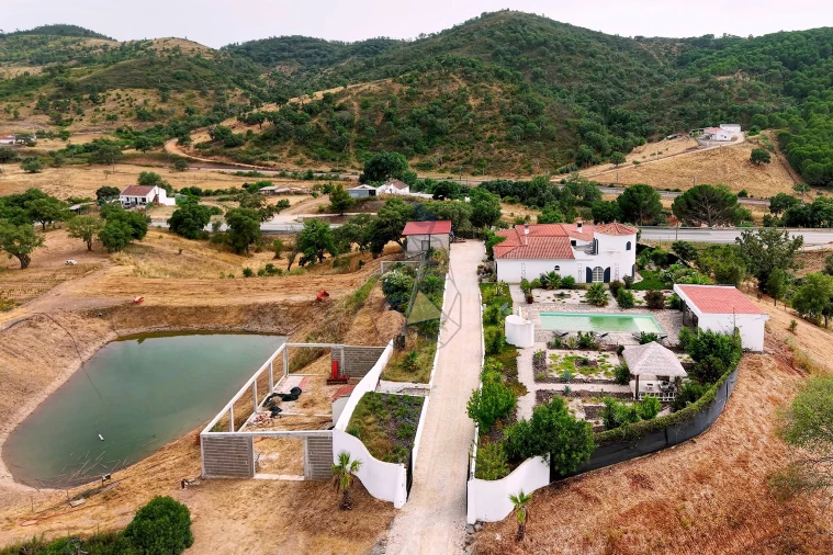 Moradia T3 para Venda em São Marcos da Serra Foto 66