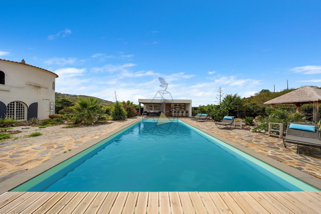 Moradia T3 para Venda em São Marcos da Serra Foto 9