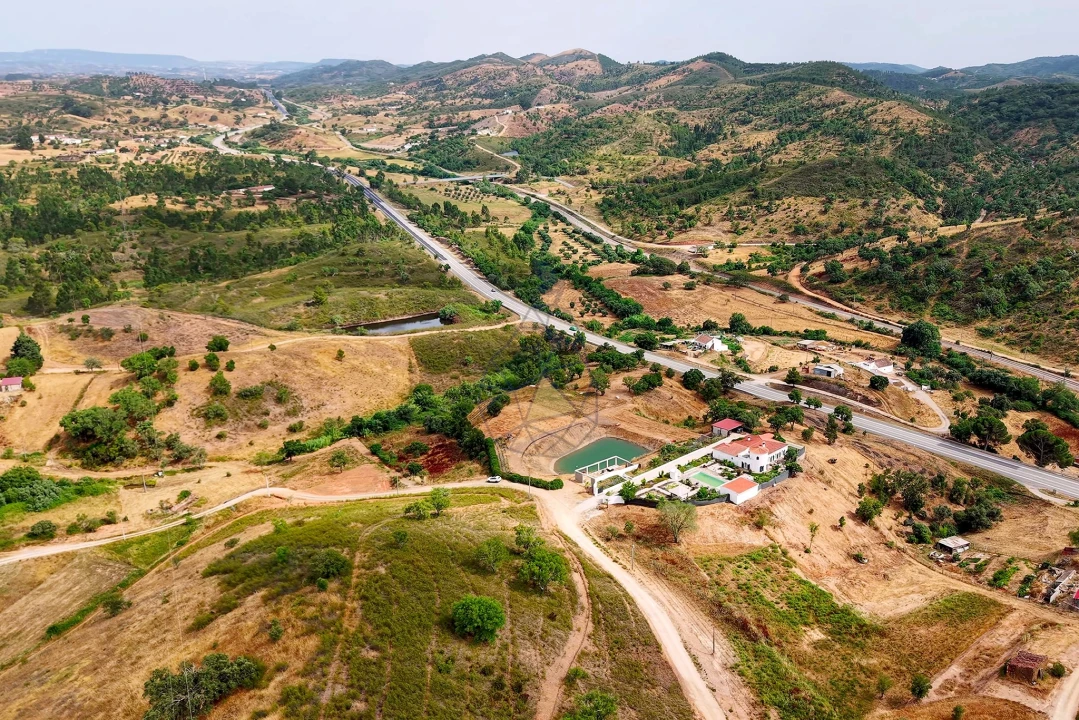 Moradia T3 para Venda em São Marcos da Serra Foto 64