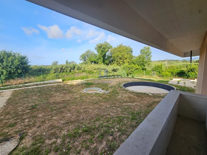 Apartamento T4 para Venda em Bombarral e Vale Covo Foto 9