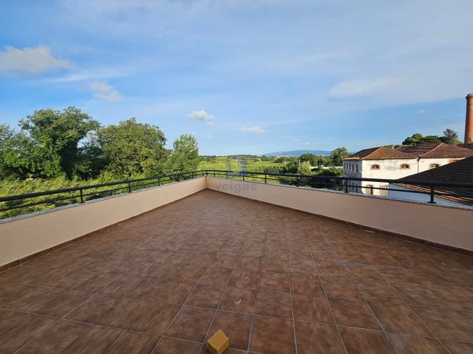 Apartamento T4 para Venda em Bombarral e Vale Covo Foto 23