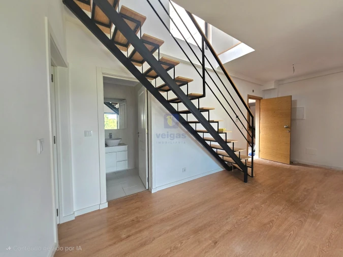 Apartamento T4 para Venda em Bombarral e Vale Covo Foto 7