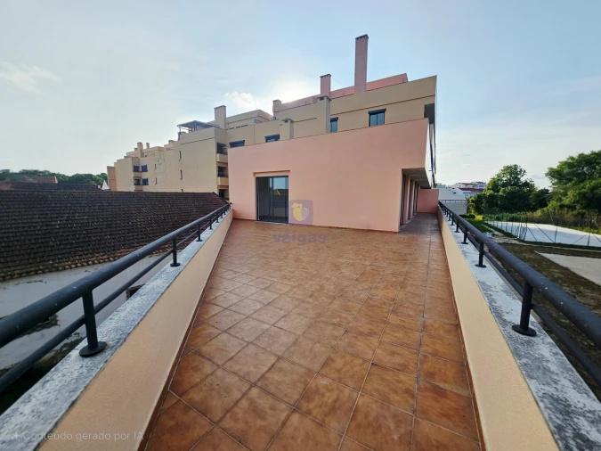 Apartamento T4 para Venda em Bombarral e Vale Covo Foto 20